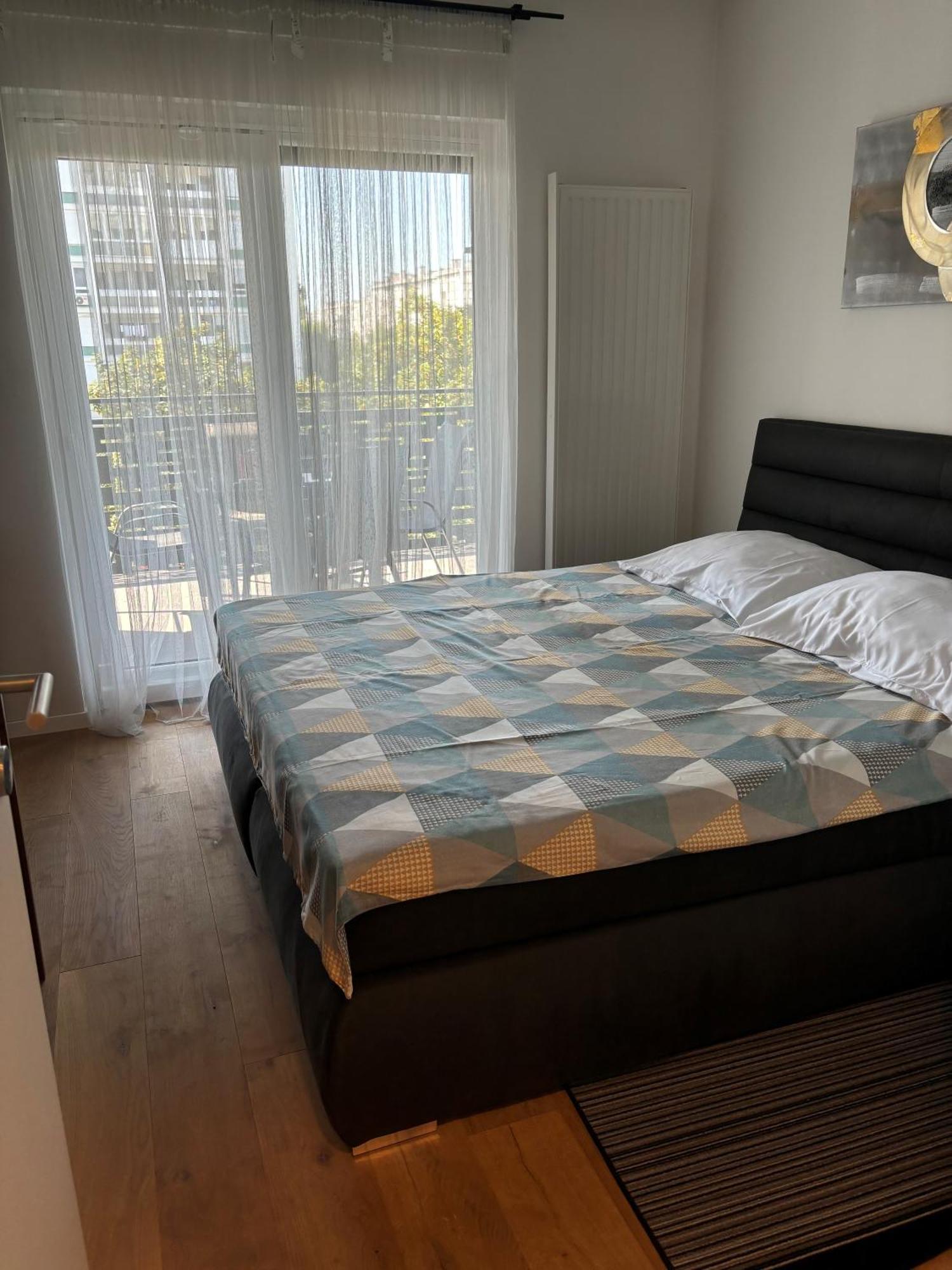 City East Apartment Zagreb With Private Parking 외부 사진