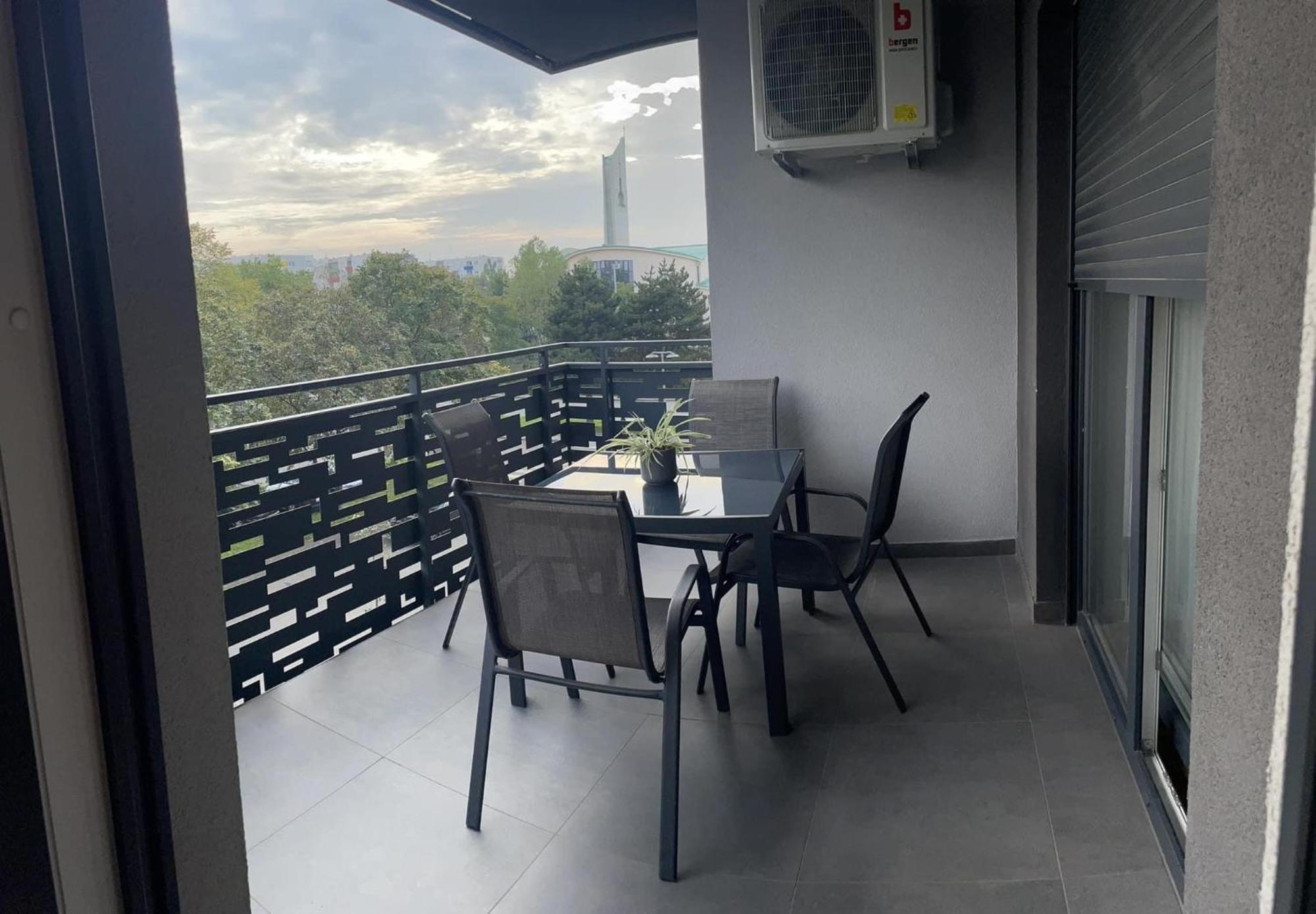 City East Apartment Zagreb With Private Parking 외부 사진